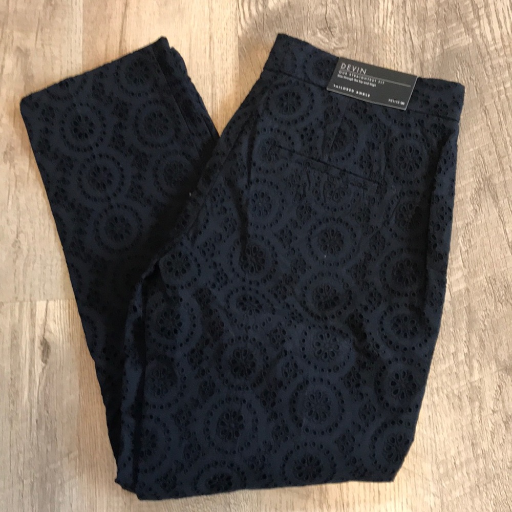 SOLD!  Ann Taylor petite devin ankle pants 00p